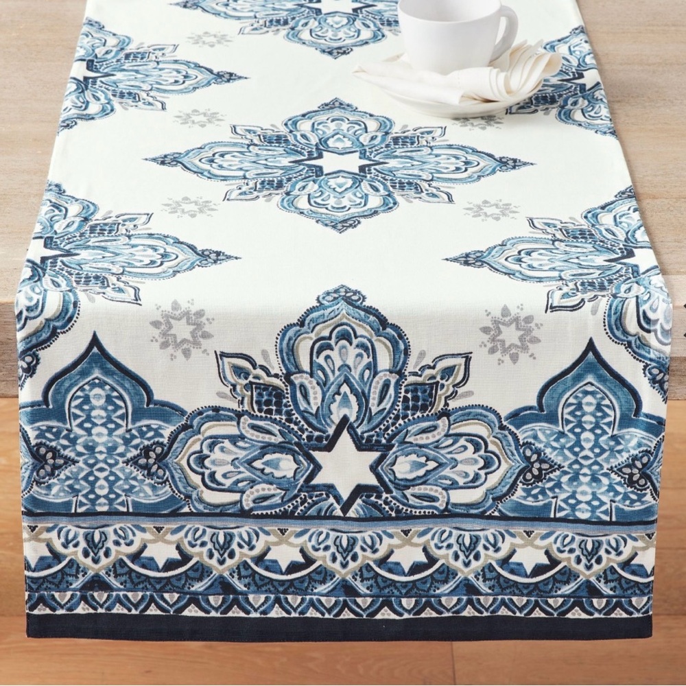 🕎 Pottery Barn Hanukkah Medallion Table Throw – NWT – 50” x 50” 🕎